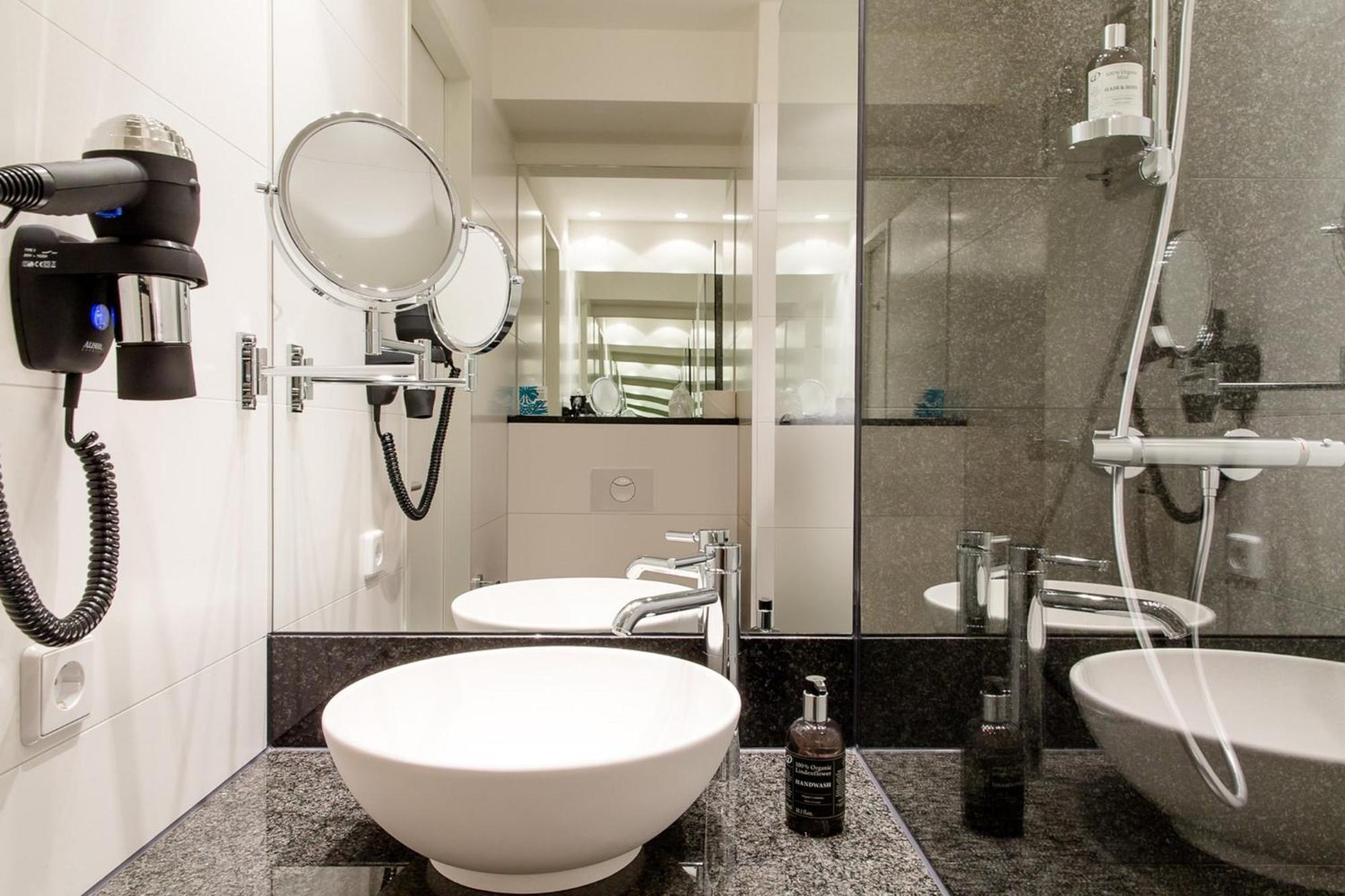פרנקפורט Motel One Frankfurt-Eastside מראה חיצוני תמונה