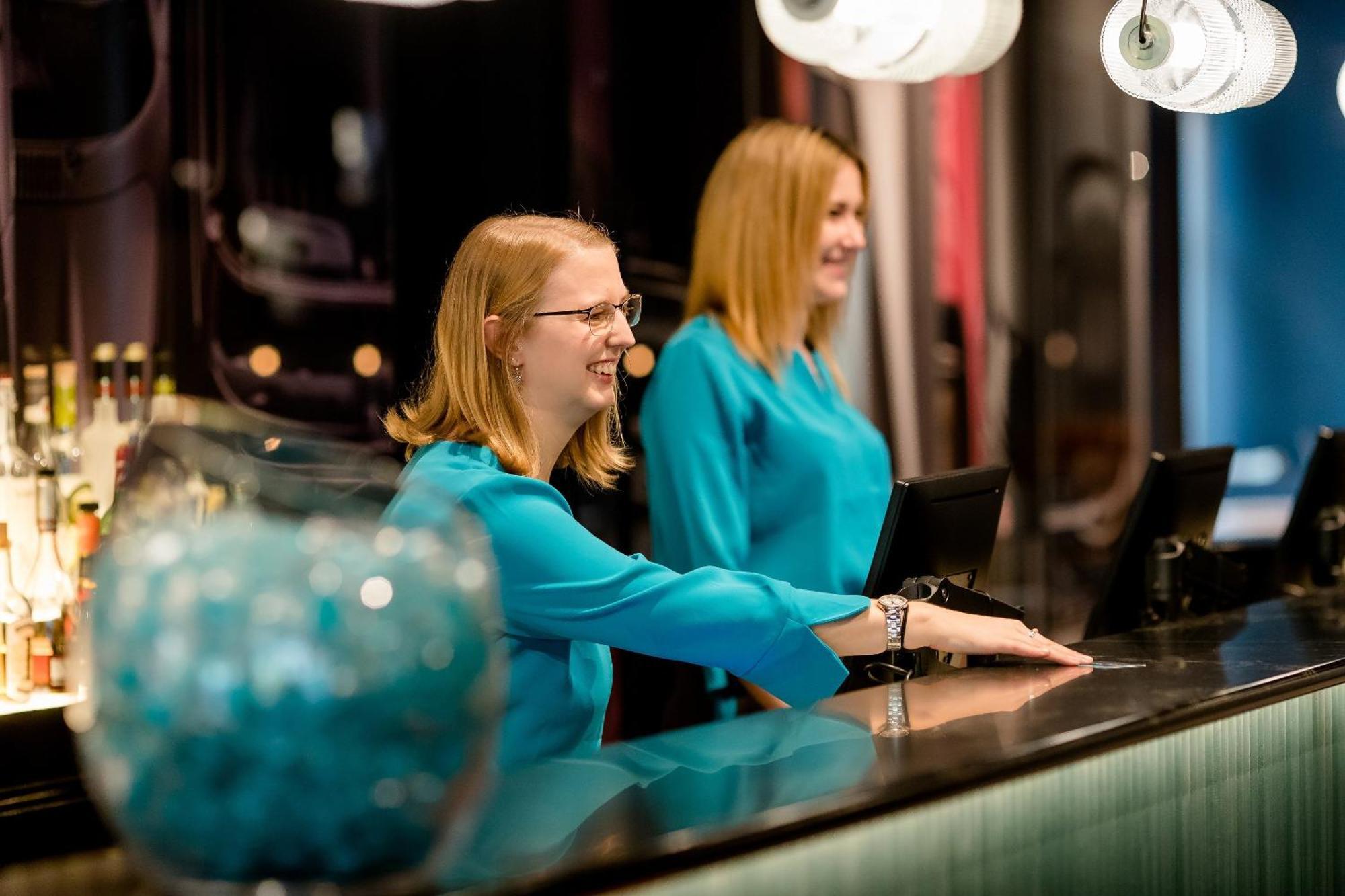 פרנקפורט Motel One Frankfurt-Eastside מראה חיצוני תמונה