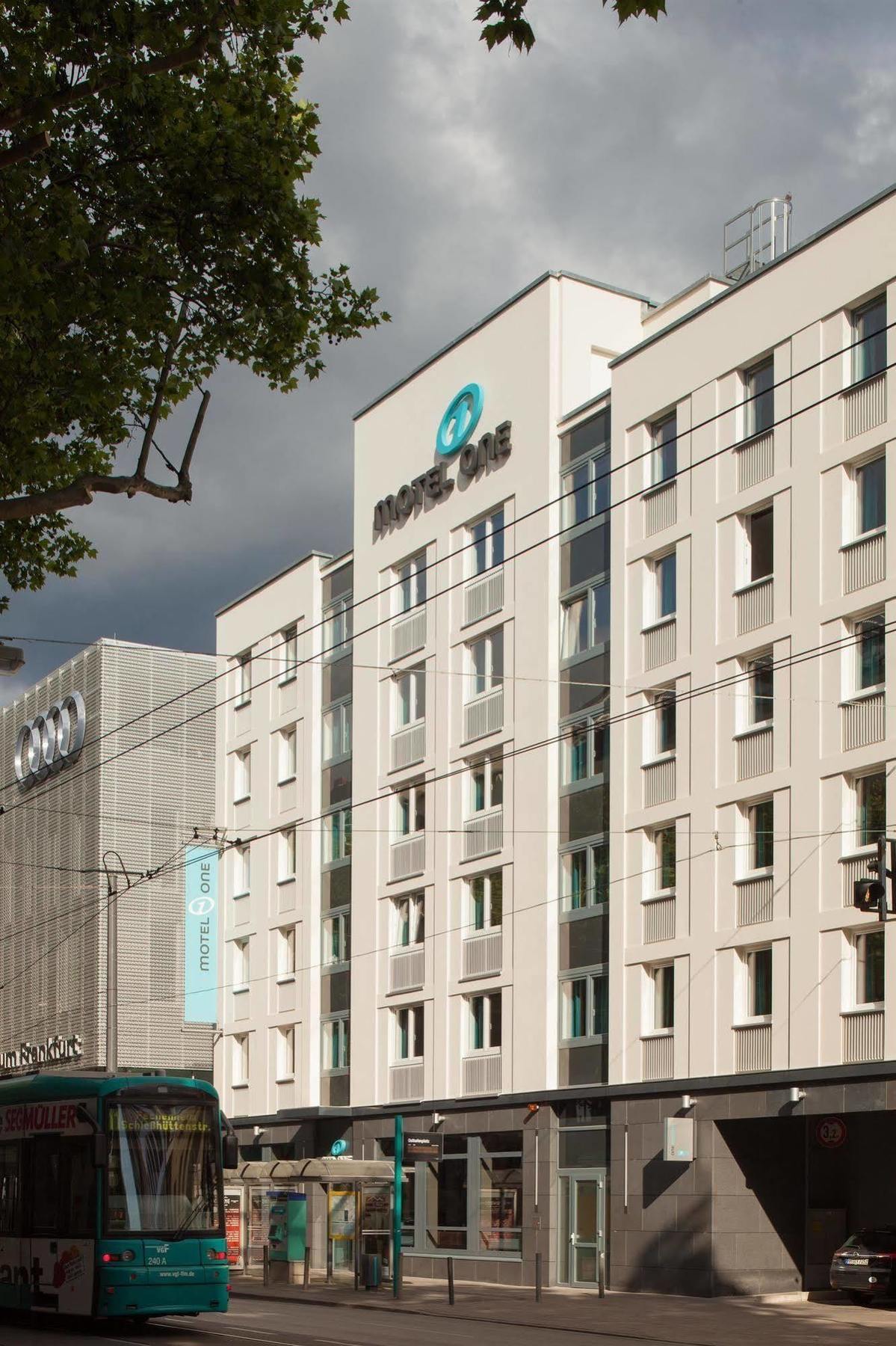 פרנקפורט Motel One Frankfurt-Eastside מראה חיצוני תמונה